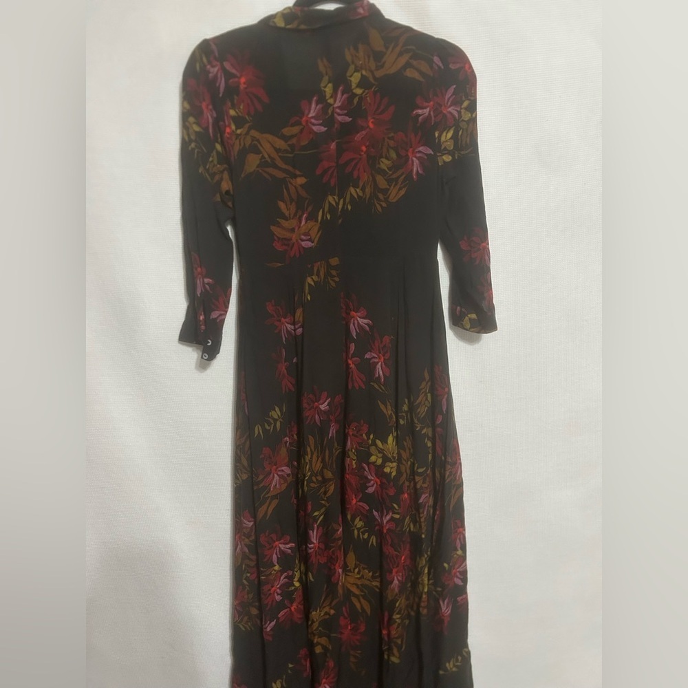 Rare Free People After The Storm Black Red Floral Print Boho Maxi Shirt
Dress 4 - Picture 11 of 11